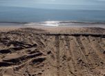 Детето, затрупано от пясък в Приморско, е вън от опасност