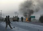 Поне 3 са жервтите на атентата над американското консулство в град Хетрат, Афганистан. Снимка: Ройтерс