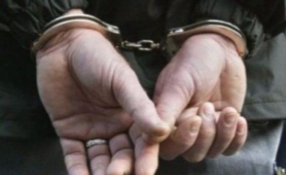 Един от заподозрените за обира на банка във Враца остава в ареста