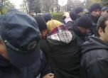 Полиция пази изхода на двора на ФЖМК откъм "Московска"