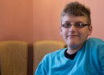 МОН по случая "Александър": Не можем да возим до училище деца в инвалидни колички