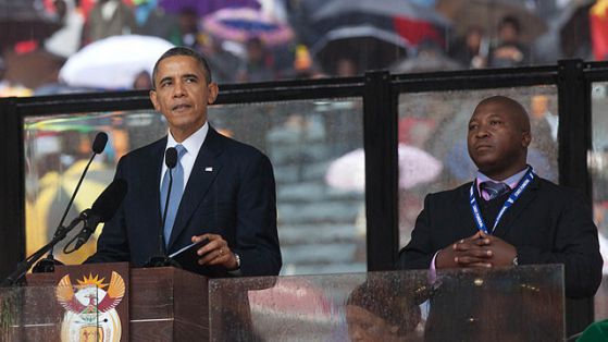 Американският президент Барак Обама на възпоминателната церемония за Нелсън Мандела
