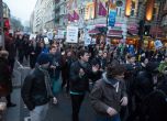 Сблъсъци между полиция и студенти на протест в Лондон