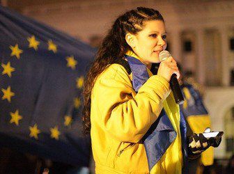 Певицата Руслана на разпит за протестите в Киев