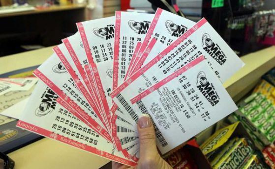 Жител на Ню Йорк откри печеливш лотариен билет