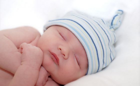 3984 бебета родени в „Майчин дом” през 2013 г., 2864 проплакали в Първа АГ болница
