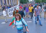 Нина Гергова снимана на протестите срещу Орешарски, преди да стане лицето на контрапротеста
