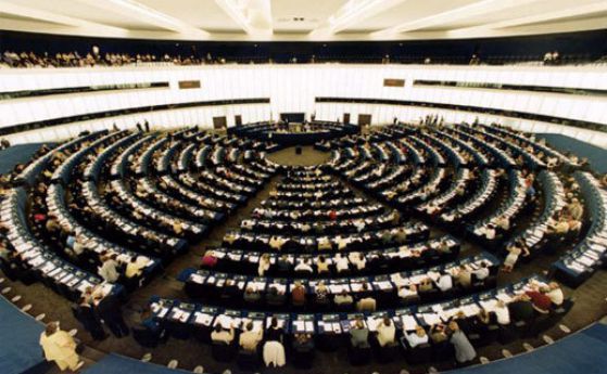 Европейският парламент гласува санкции за Украйна