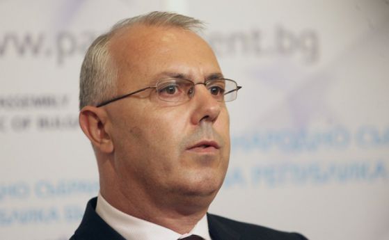 ГЕРБ внесе нов вот на недоверие - без надежди за оставка