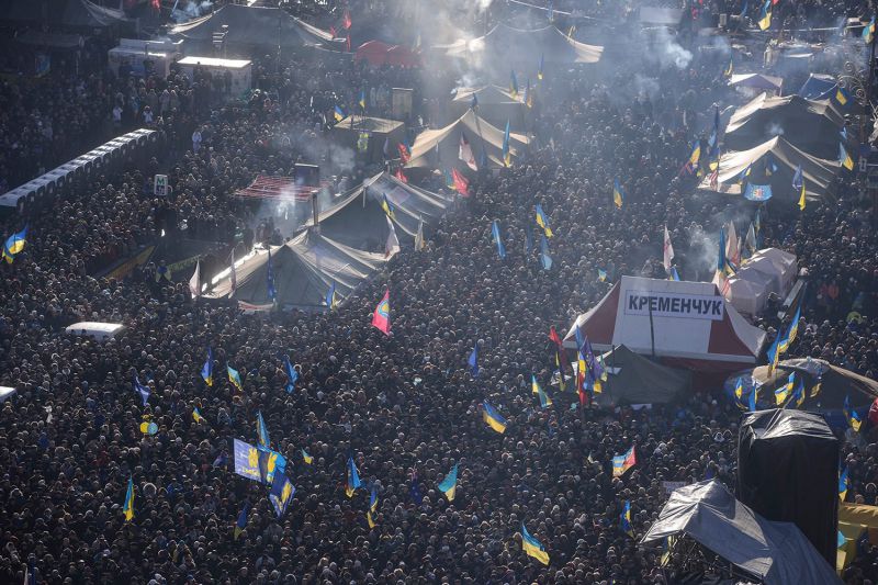 Взрив на Майдана откъсна пръстите на демонстрант 