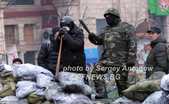 Киевските барикади през обектива на фоторепортера ни Сергей Антонов