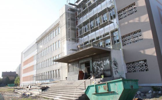 Стоянович връща Класическата гимназия в кв. "Модерно предградие"