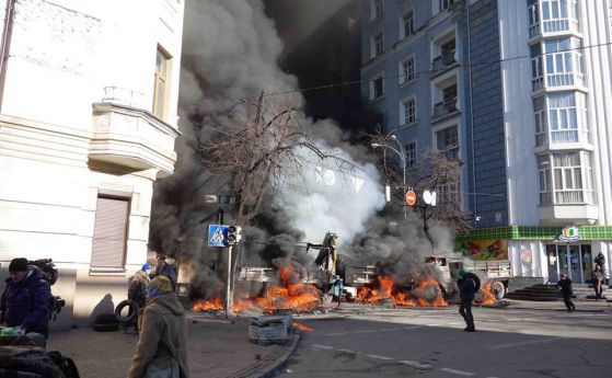Десетки загинали при сблъсъците на Майдана