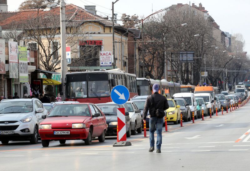 Огромно зaдръстване в района на Лъвов мост