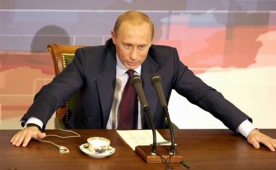Русия и Украйна на ръба, Обама зове Путин да отзове войската в 90-минутен разговор