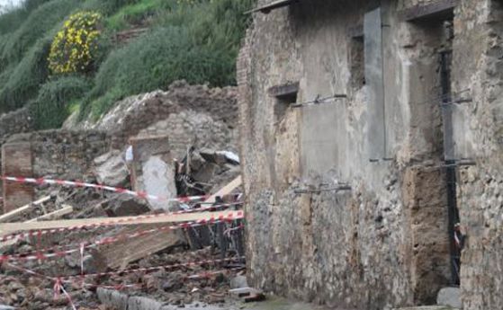 Италия спасява Помпей с 2 млн. евро