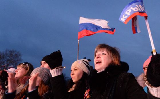 Крим стана независима република, официално поиска да се присъедини към Русия