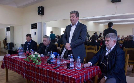 Първанов: ДПС преяде с власт