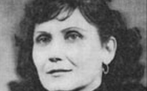 Почина майката на Петя Дубарова