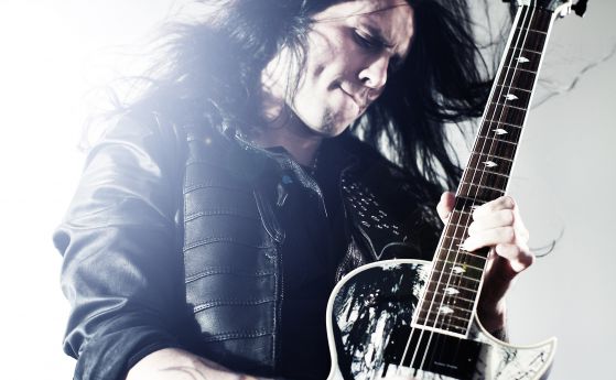 Китарист на Ozzy и Firewind ще замества Uli John Rot на Kavarna Rock 2014