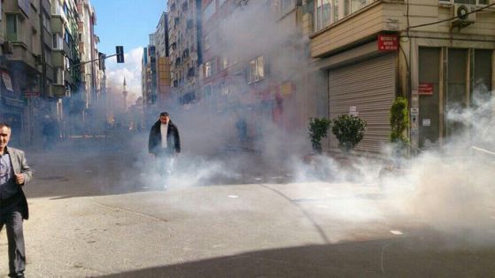 51 ранени, 138 арестувани при сблъсъците на 