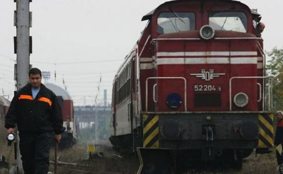 Двама са в критично състояние след влаковата катастрофа край Септември
