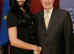 Президентът на Австрия поздрави брадатата победителка в "Евровизия"
