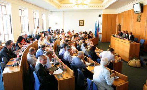 По-високи заплати за кмета и съветниците в София