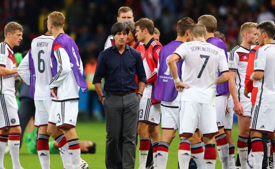 Германия се измъчи, но ще играе на 1/4 финал (видео)