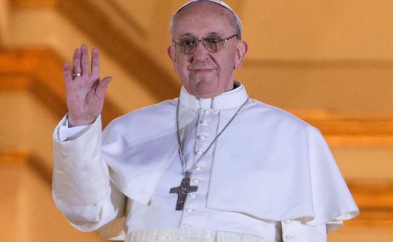 Папа Франциск: Комунистите ни откраднаха християнството 