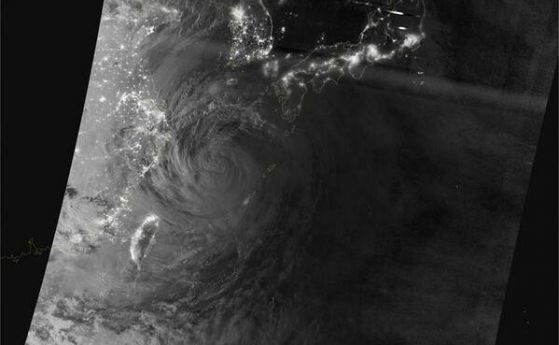 Тайфунът Неогури в Япония взе още жертви