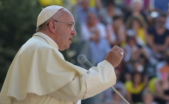 Папата: Около 2% от католическото духовенство са педофили