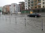 Созопол, Царево и Приморско откъснати заради наводненията