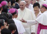 Милион католици посрещнаха папата в Сеул