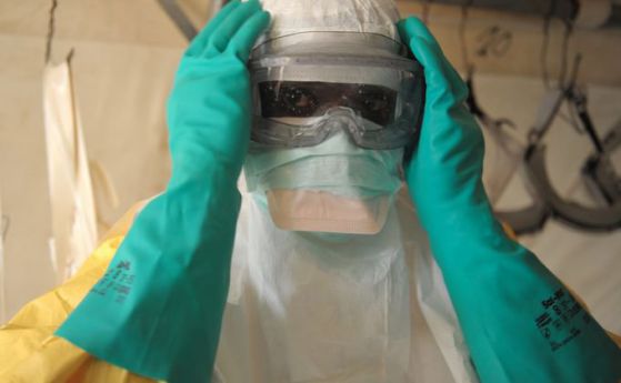 Air France събира подписка да спре полетите до заразените с ебола страни