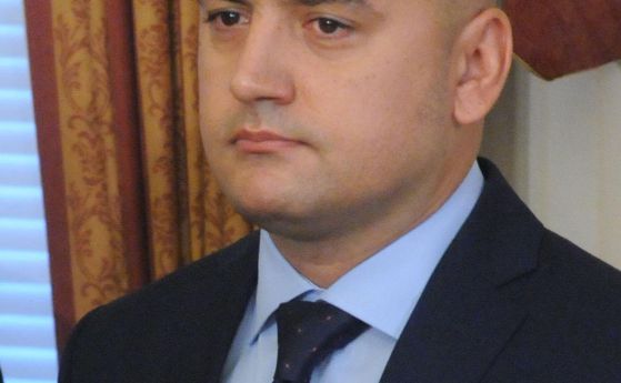 Майдън Сакаджиев уволнил повече от половината експерти на ИАРА