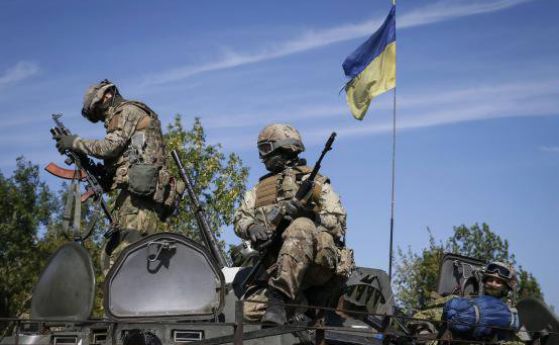 Украински войници.