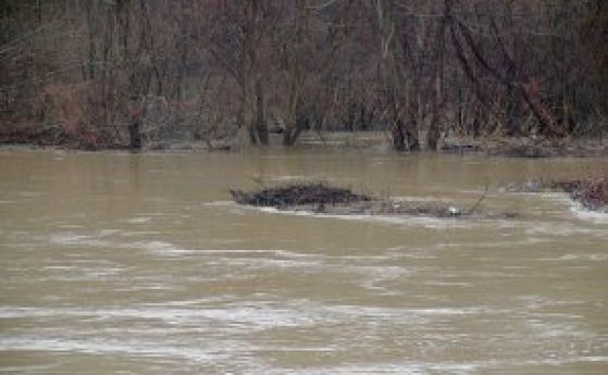 МОСВ предупреди за опасност от наводнения в Пловдив и Гълъбово
