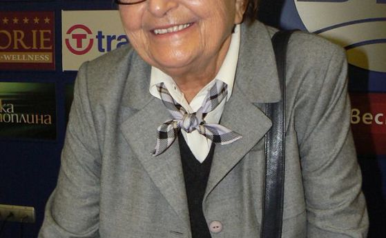 Почина видният преводач Жени Божилова