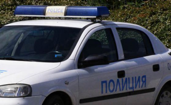 Мъж заплаши двама души с пистолет в Бургас