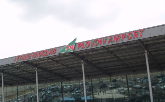 Термокамера следи за ебола на летище Пловдив