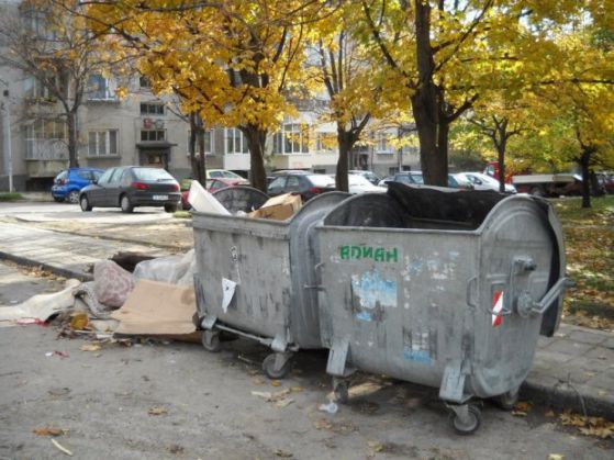 Деветокласничка е майката на захвърленото в контейнер бебе в Казанлък