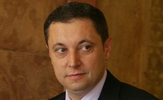 Яне Янев: Ако не направят правителство, държавата ще банкрутира