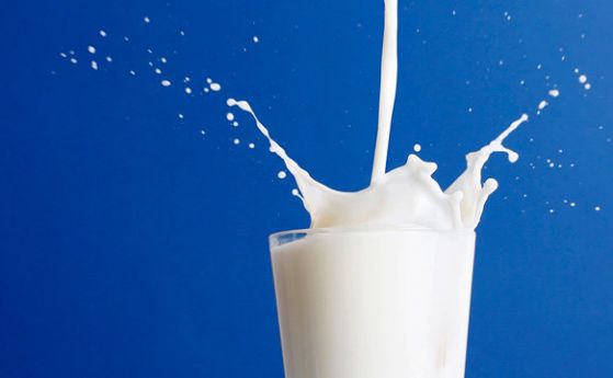 Млякото в САЩ вече е по-скъпо от бензина