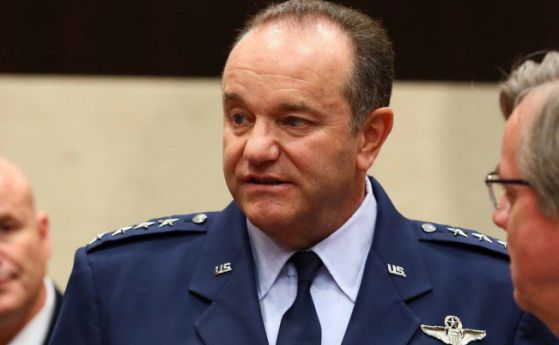 НАТО забелязала руски военни колони в Донбас
