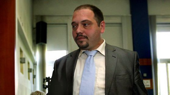 Адвокатите на Златанов се притесняват той да не изчезне като тефтерите
