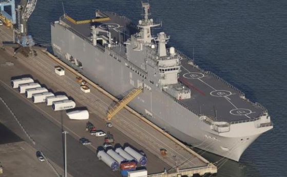 Франция отлага безсрочно доставката на бойните кораби "Мистрал" за Русия