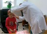 В Смолян изследват слуха и зрението бебета и малки деца с апарати от „Българската Коледа“