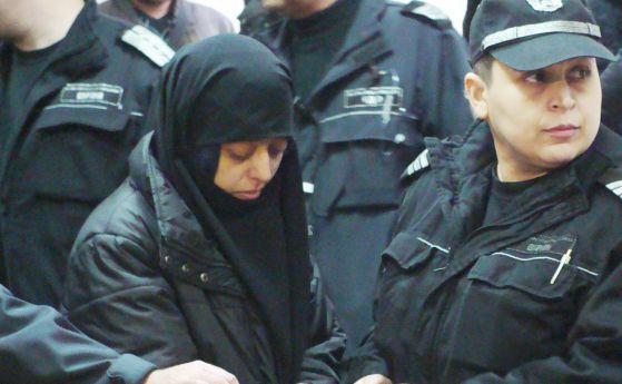 Подсъдима по делото за радикален ислям припадна в съда