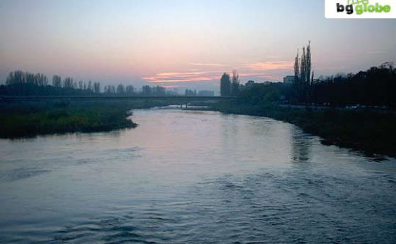 Нивото на река Марица вече е над критичното (обновена)